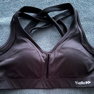 Yvette Black XL sports bra